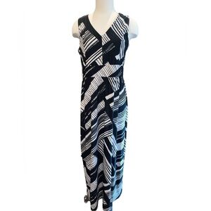 Soma Women's Dress Size Large Black and White Striped Sleeveless Maxi Stretch